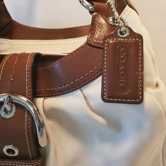 Coach White and Brown Leather Shoulder Bag with Two-Tone Design NEW, REDUCED! - Picture 2 of 10